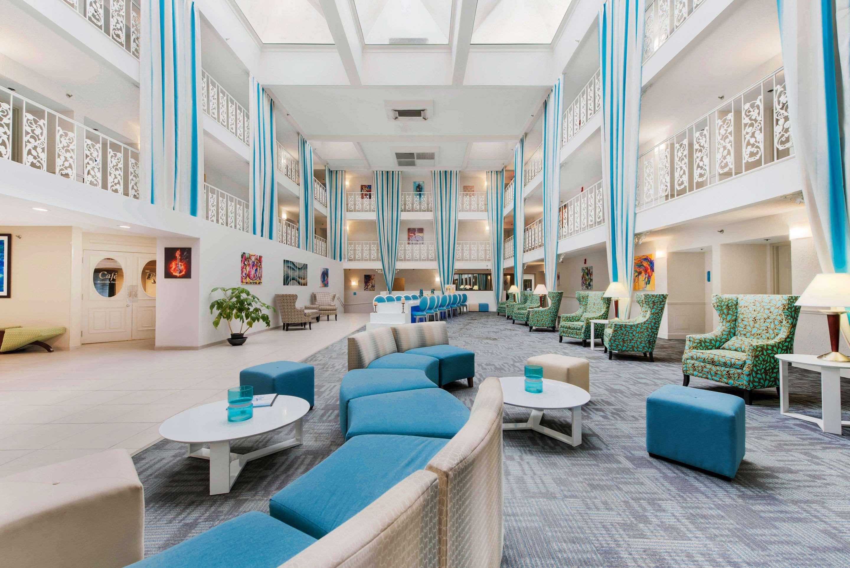 The Blu Hotel Blue Ash Cincinnati, Ascend Hotel Collection Exteriör bild