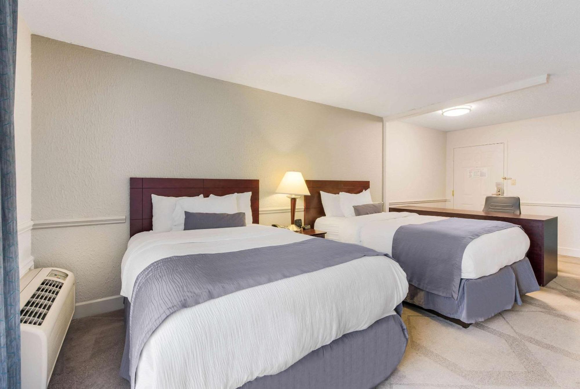 The Blu Hotel Blue Ash Cincinnati, Ascend Hotel Collection Exteriör bild
