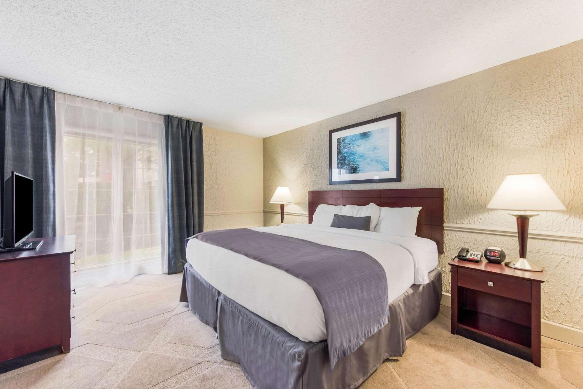 The Blu Hotel Blue Ash Cincinnati, Ascend Hotel Collection Exteriör bild