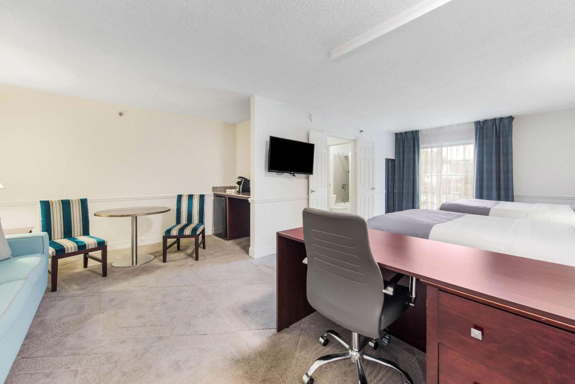 The Blu Hotel Blue Ash Cincinnati, Ascend Hotel Collection Exteriör bild